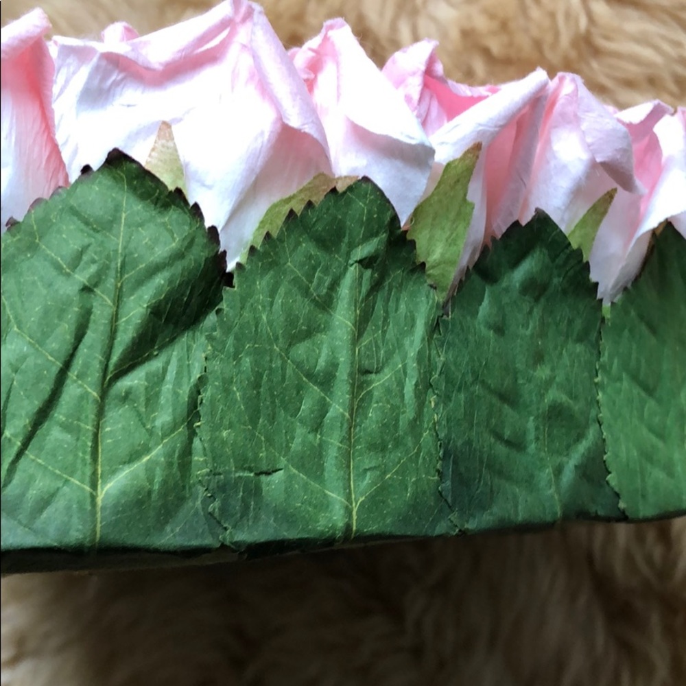 NWOT -paper floral pink heart wreath - - Picture 6 of 7